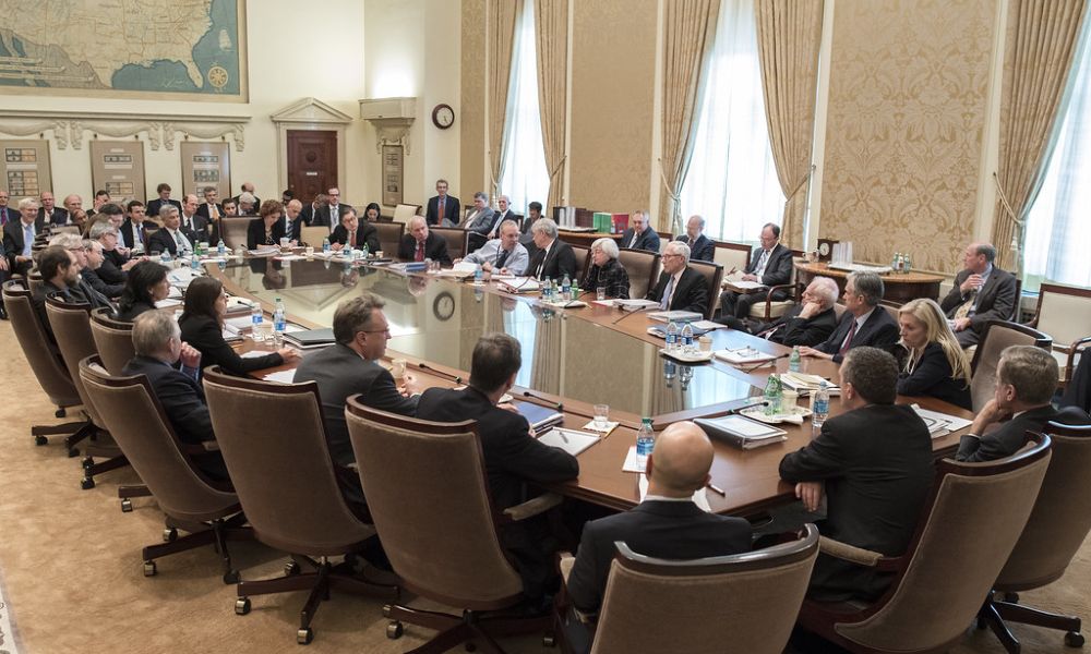 FOMC là gì? FOMC ảnh hưởng đến thị trường ngoại hối như thế nào? 4 FOMC ảnh hưởng đến biến động ngắn hạn trên thị trường ngoại hối