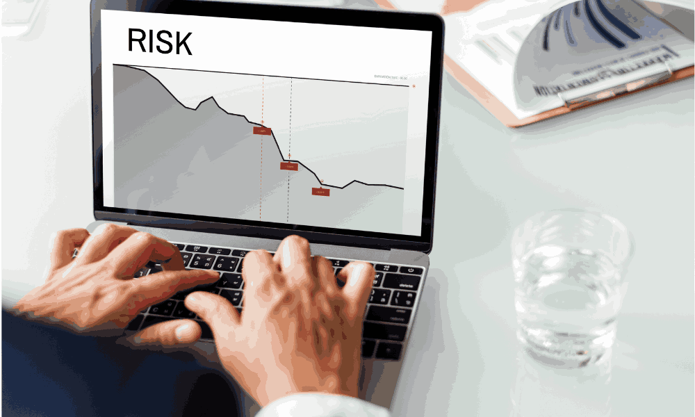 Rủi ro sụt giá là gì? Các chiến lược giảm thiểu rủi ro sụt giá trong Forex 2 Rủi ro sụt giá là gì?