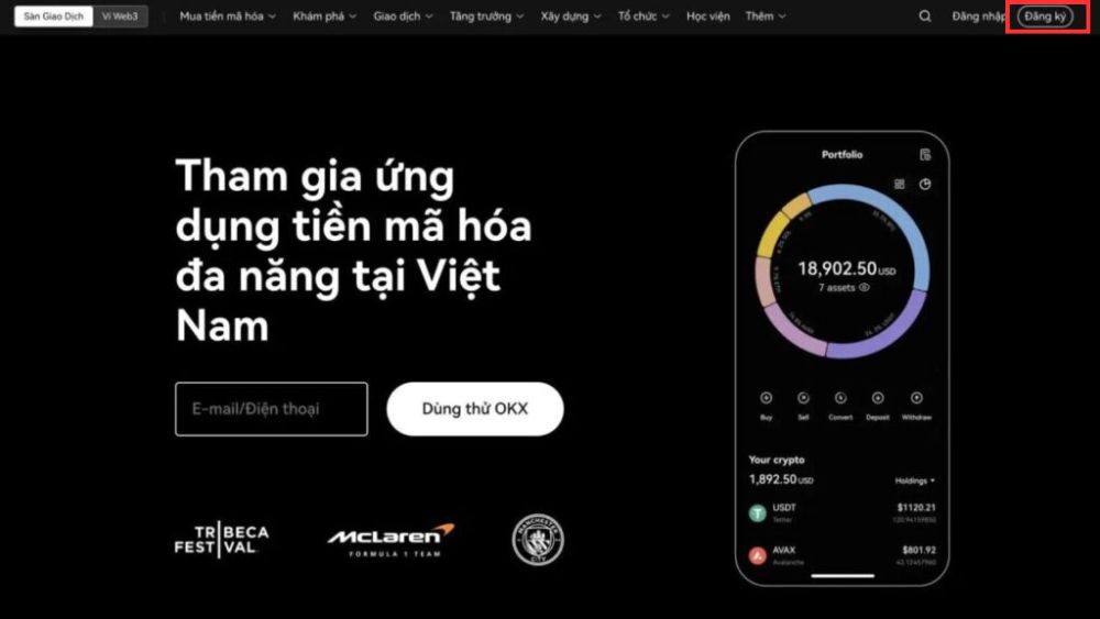Truy cập vào web chính thức của sàn